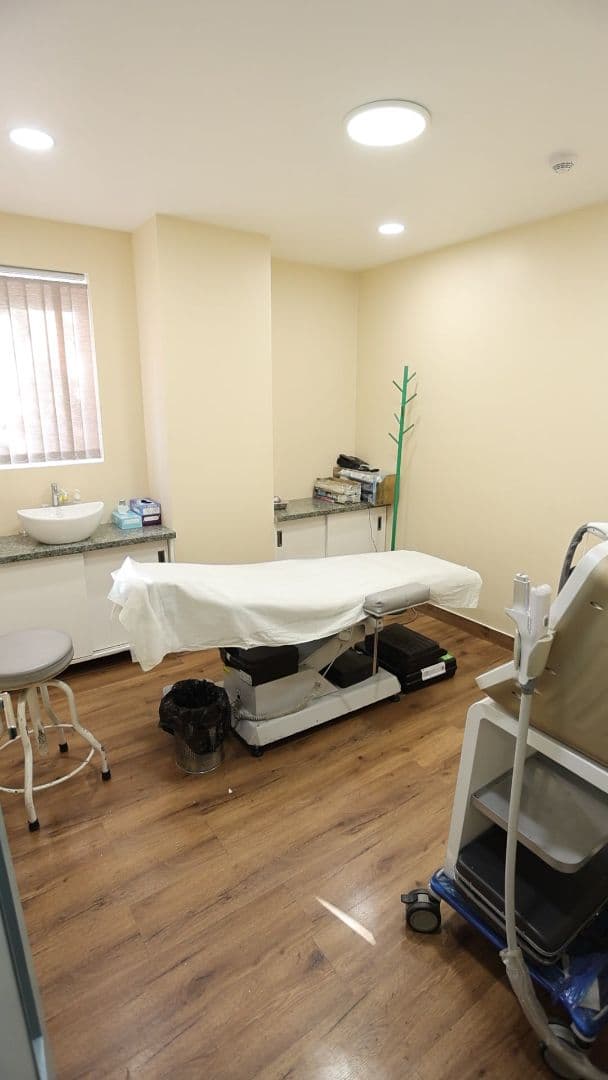 Dr's Point Clinic provides world class amenities for all skin and hair related treatments.
